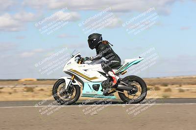 media/Nov-03-2024-TrackDaz (Sun) [[44580f4982]]/B Group/1220pm (Wheelie Bump)/